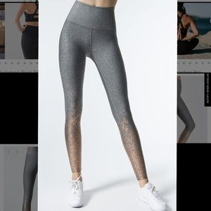Beyond Yoga Alloy Ombré Speckled Midi Leggings